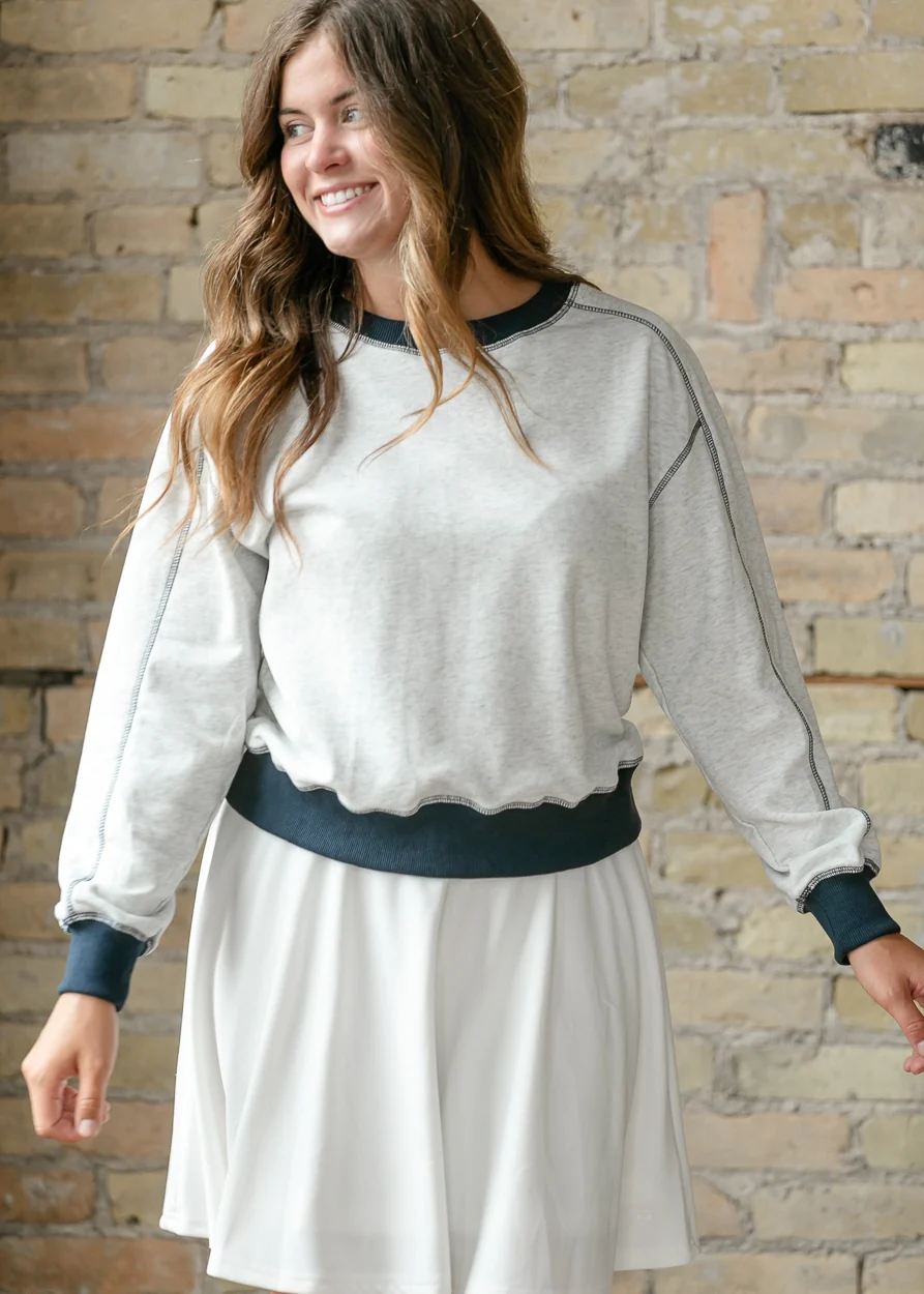 Contrast Stich Round Neck Sweatshirt FF Tops