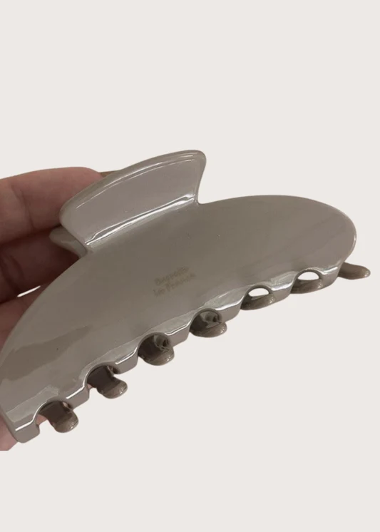 Simple Agate Gray Claw Clip Accessory